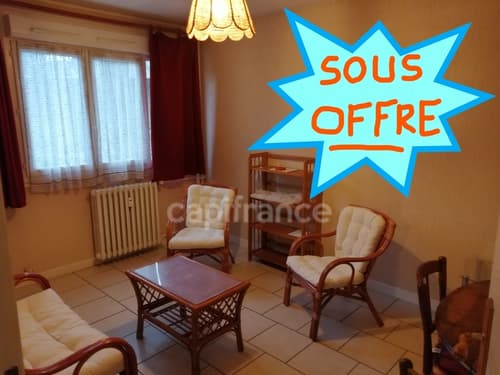 Dpt Saône et Loire (71), à vendre BOURBON LANCY appartement T2 de