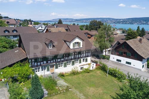 Historisches Weinbauernhaus mit 3 Wohnungen und 14 Zimmern in Rüschlikon am Zürichsee!