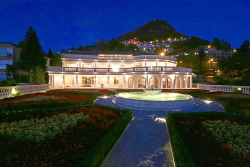 Maestosa Villa di Lusso con Vista sul lago di Lugano e Monti (1)