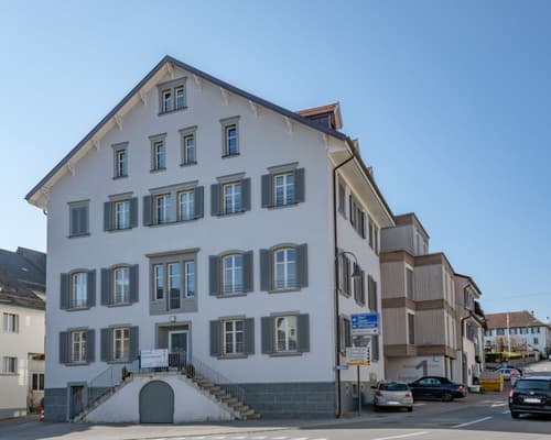 Schönes Mehrfamilienhaus im Zentrum von Hallau sucht neuen Eigentümer