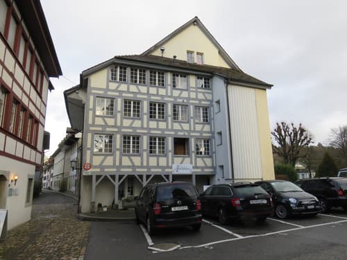 zu vermieten 3,5-Zimmer-Mais.-Dachwohnung in der Altstadt Zofingen (1)