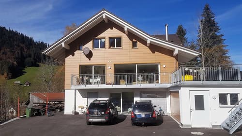 Wohnung in Landhaus im Alpthal (1)