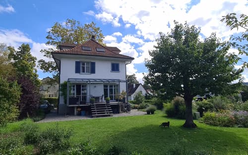 7 Zimmer Einfamilienhaus mit grossem Garten auf dem Emmersberg in Schaffhausen (1)