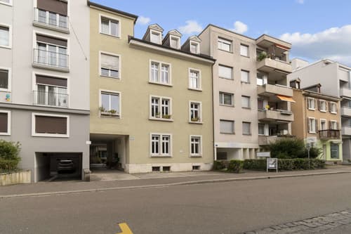5-Familienhaus mit Büro und hofseitiger Werkstatt im Gundeli-Quartier Basel