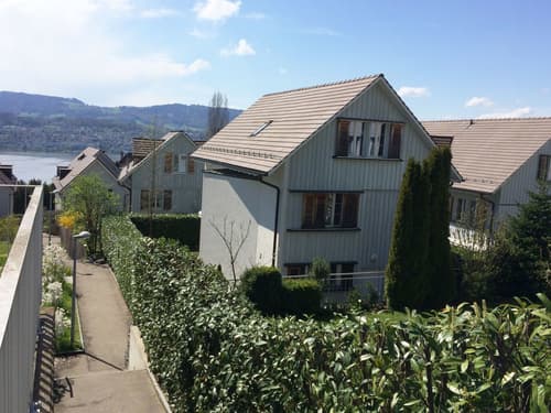 Einfamilienhaus zu vermieten in Erlenbach