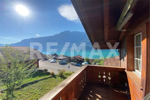 Schöne Dachwohnung nahe bei Interlaken - ein toller Zweitwohnsitz am Brienzersee