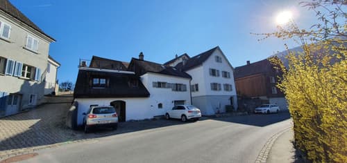 historisches Zweifamilienhaus in Oberschan