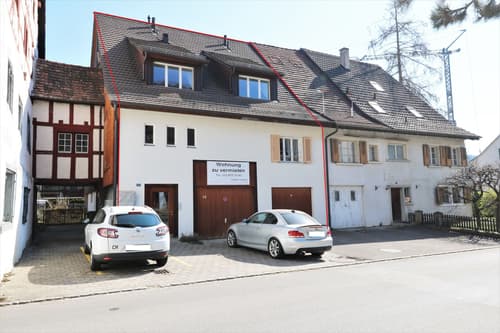 Renoviertes Mehrfamilienhaus zentral in Merishausen