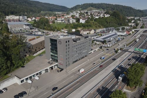 Kapitalanlage Geschäftshaus Autobahn A1 Winterthur