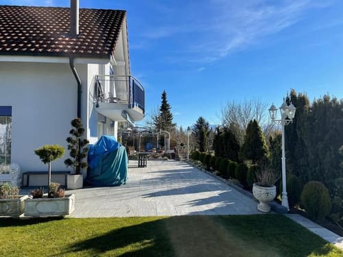 Rarität in Geuensee - Luxuriöses Einfamilienhaus an sonniger Hanglage
