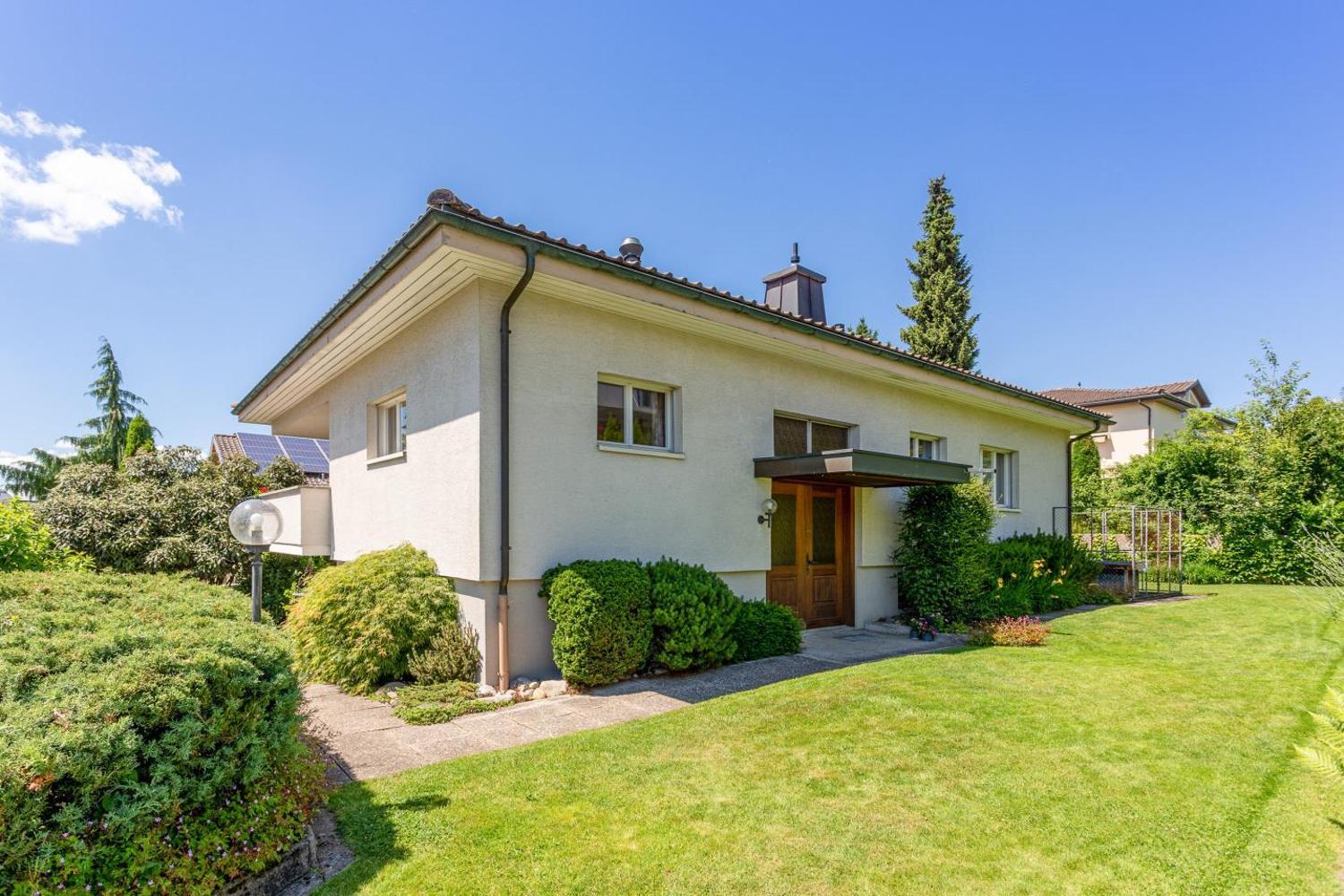 Gepflegtes Einfamilienhaus an privilegie..., Auf Anfrage | homegate.ch