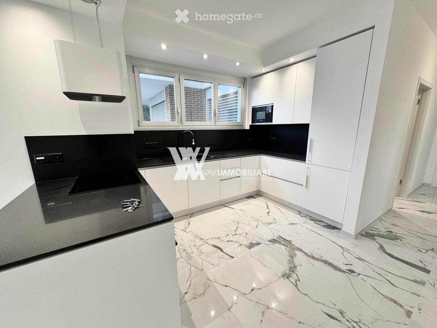LUGANO: ELEGANTE APPARTAMENTO VISTA LAGO E MONTE BRÈ