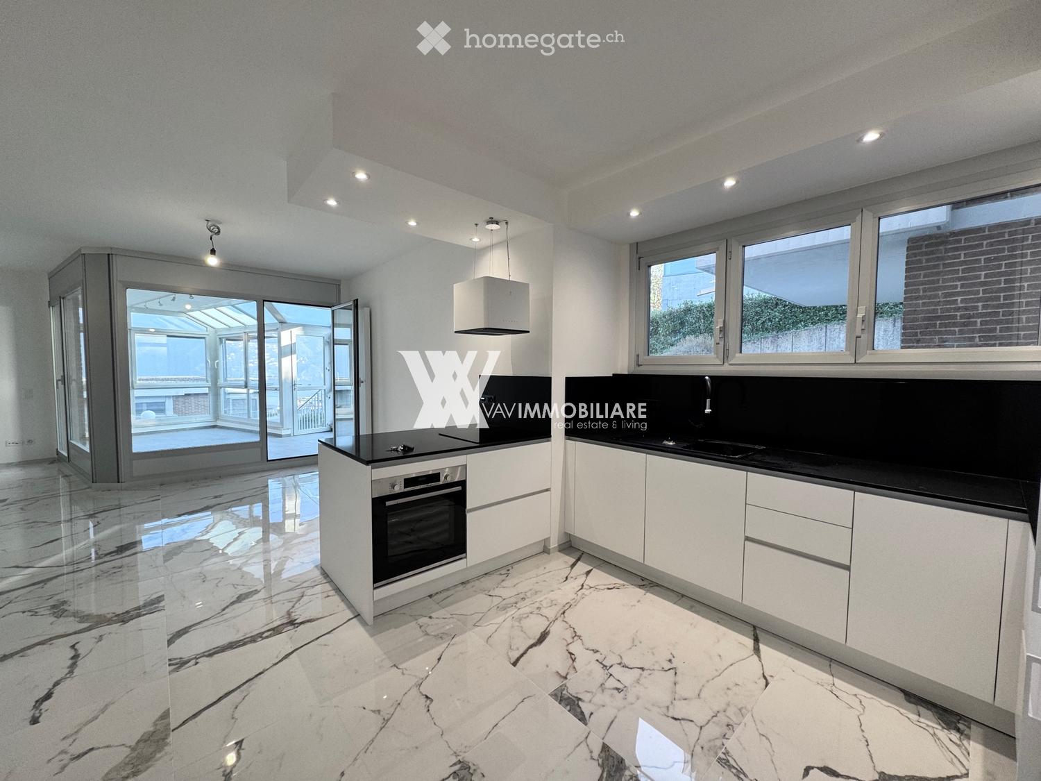 LUGANO: ELEGANTE APPARTAMENTO VISTA LAGO E MONTE BRÈ