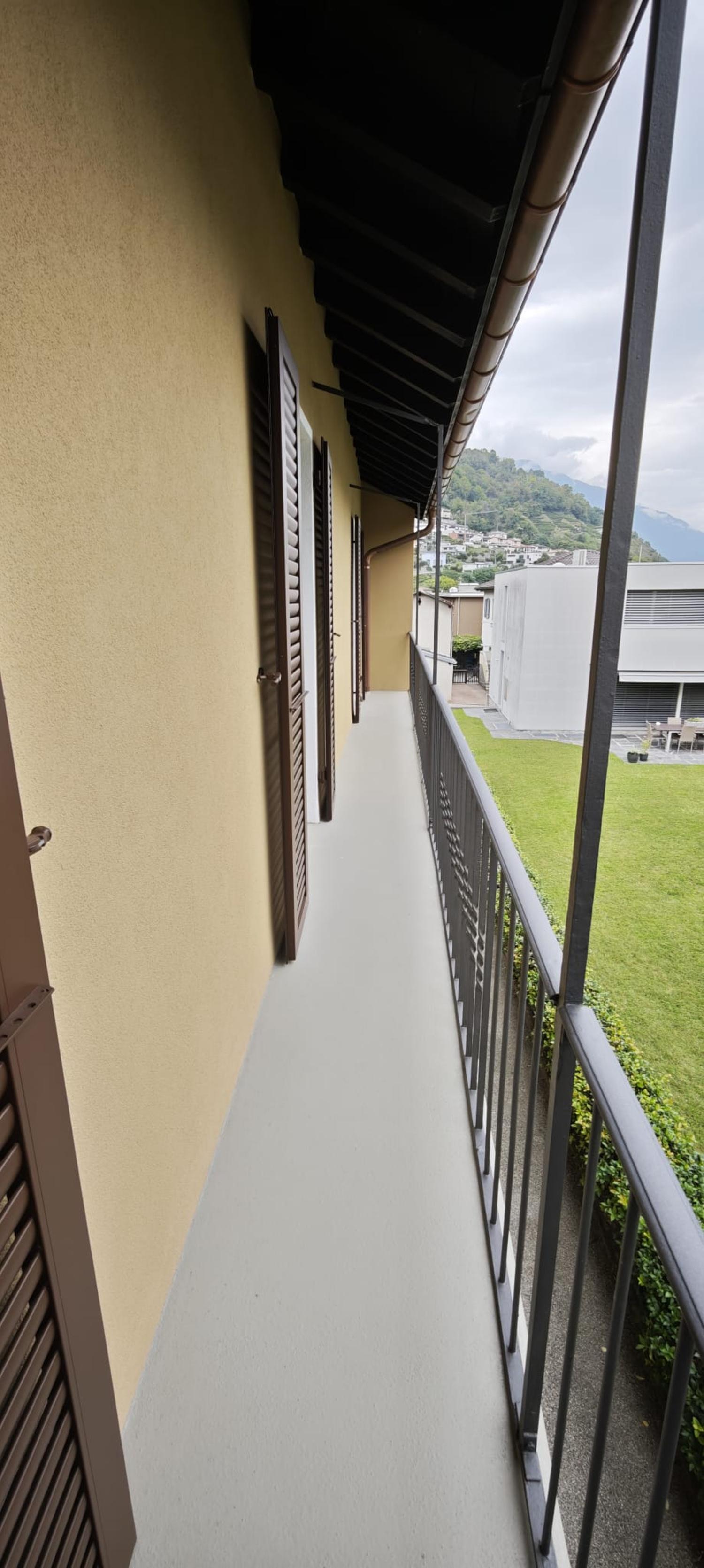 3.5 locali in casa bifamiliare interamente ristrutturata a Monte Carasso
