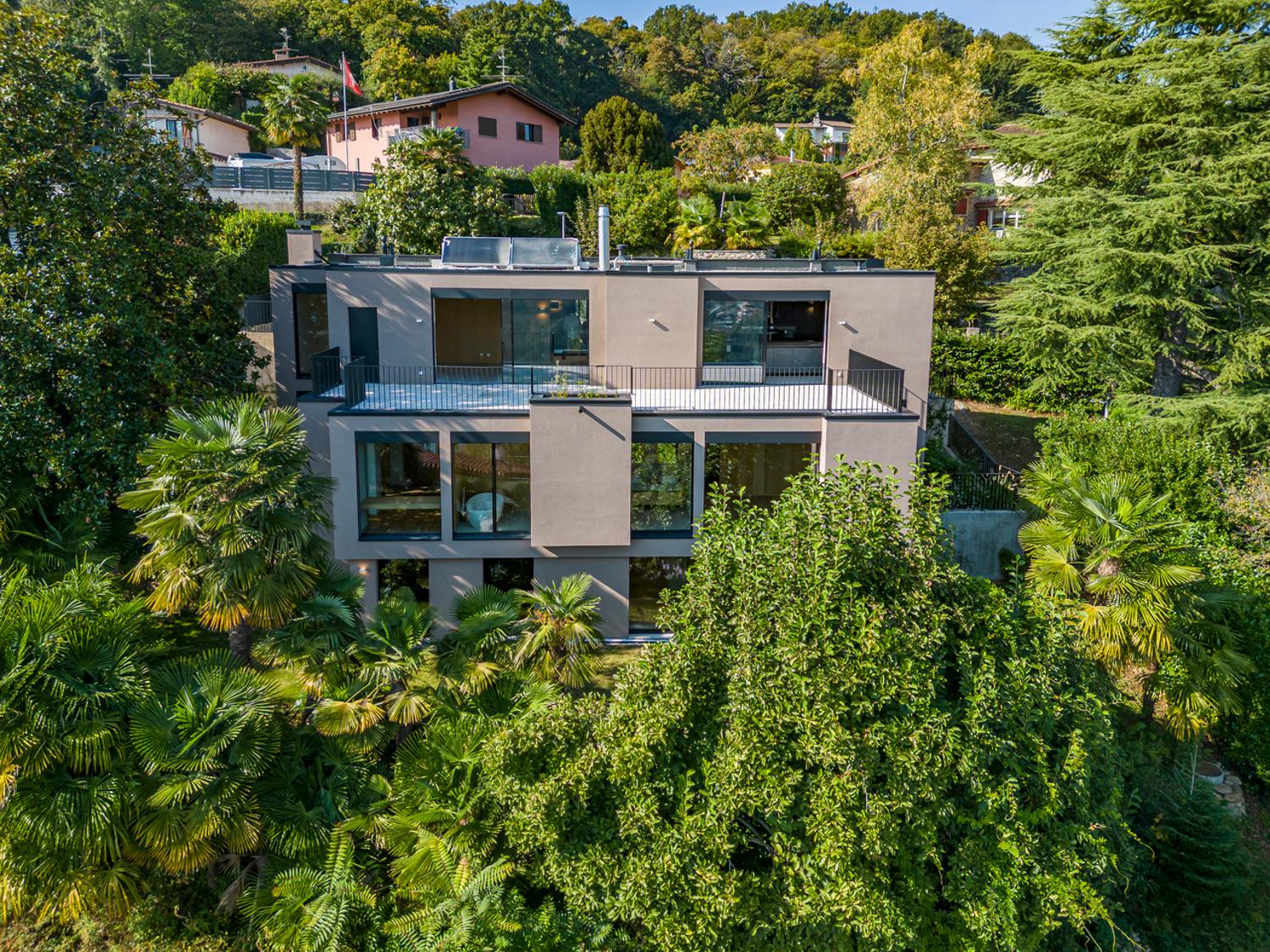 Villa Moderna con design unico e vista lago