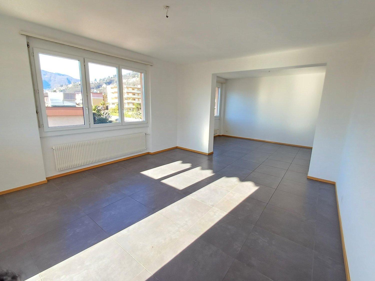MINUSIO – ATTICO CON SPLENDIDA VISTA LAGO