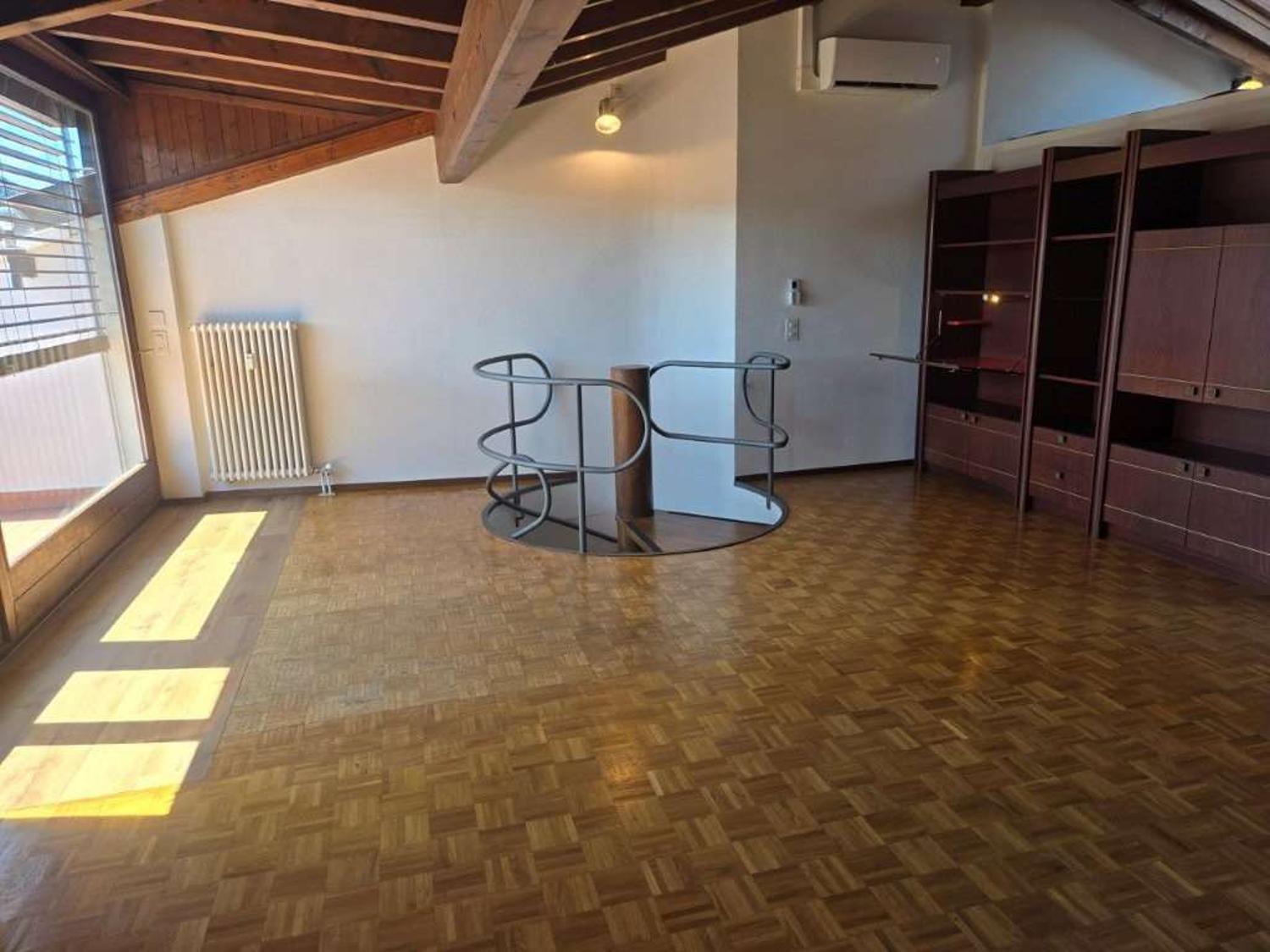 Agno, affitto duplex 5 locali con terrazzi