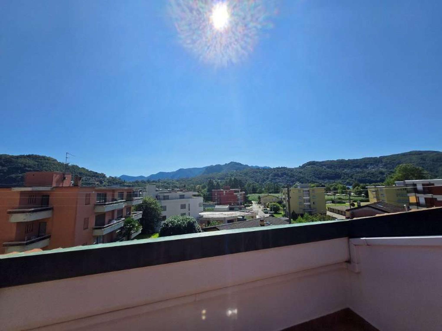 Agno, affitto duplex 5 locali con terrazzi