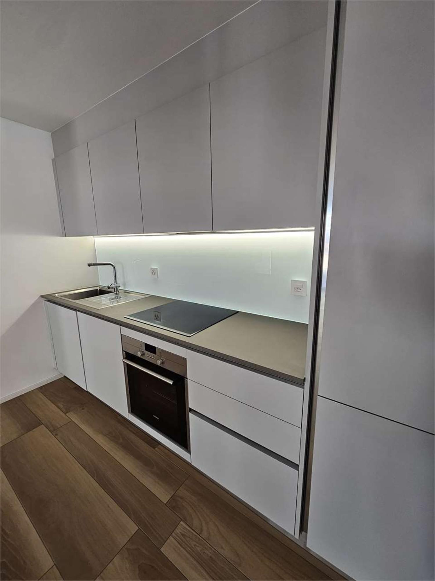 Gudo, affitto 2.5 locali con terrazzo