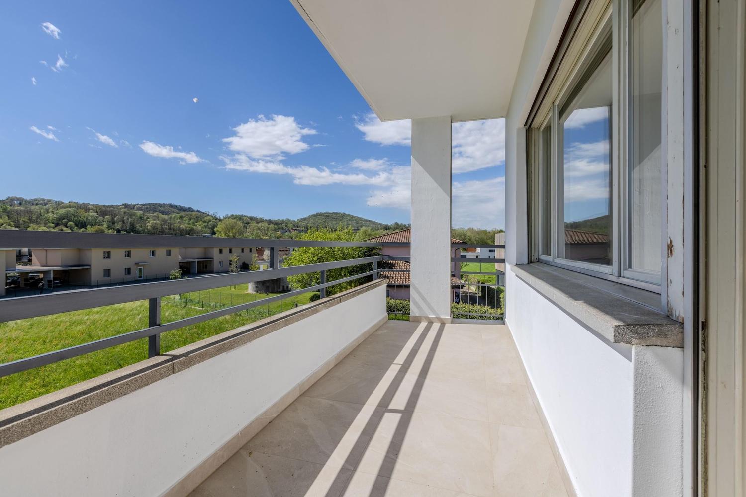 AFFITTASI 4.5 LOCALI RINNOVATO A GENESTRERIO