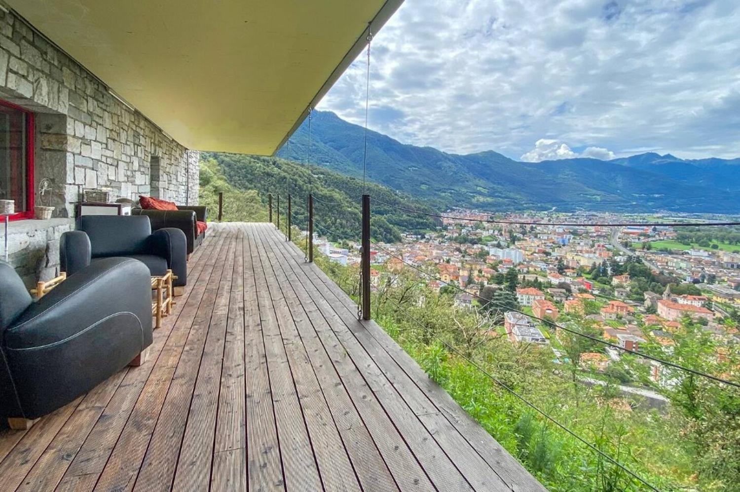 La più bella villa di tutta Bellinzona disponibile in affitto.