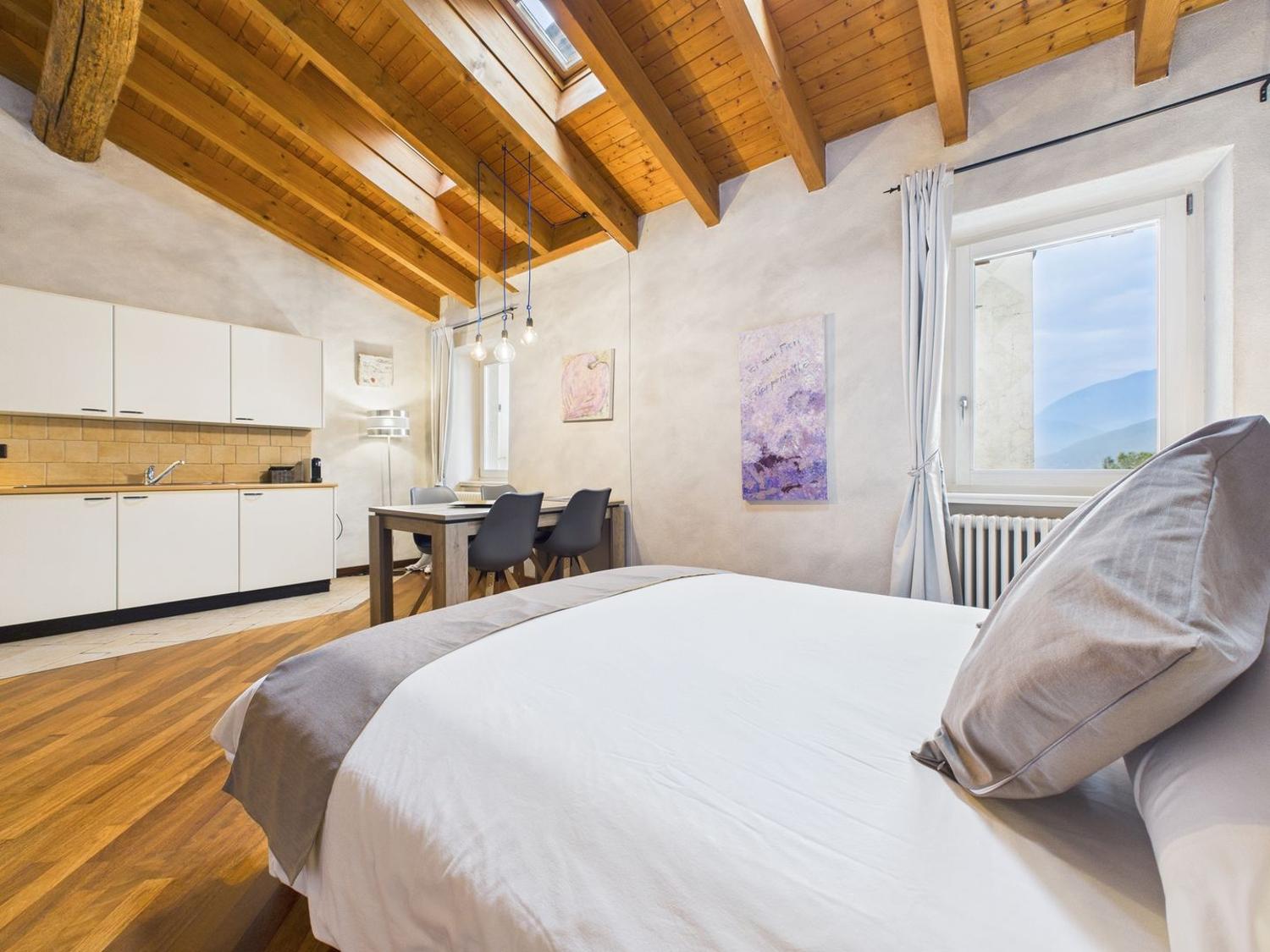 Maisonette arredata di 1½ locali con vista sul lago a Morcote