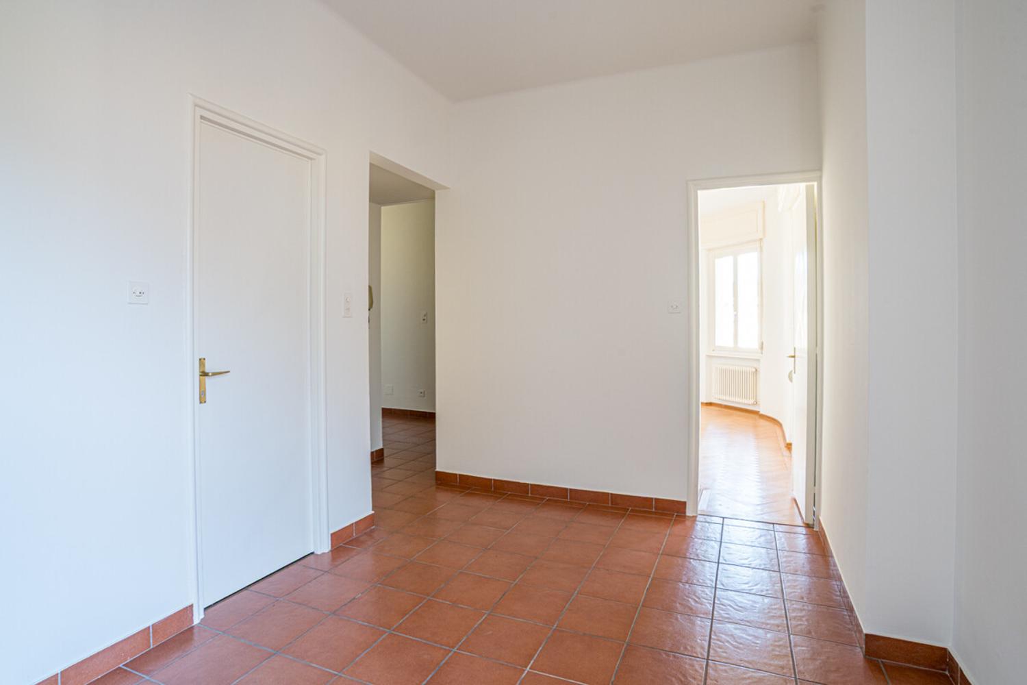 LUGANO ATTICO CON TERRAZZO TRA STORIA E ARTE