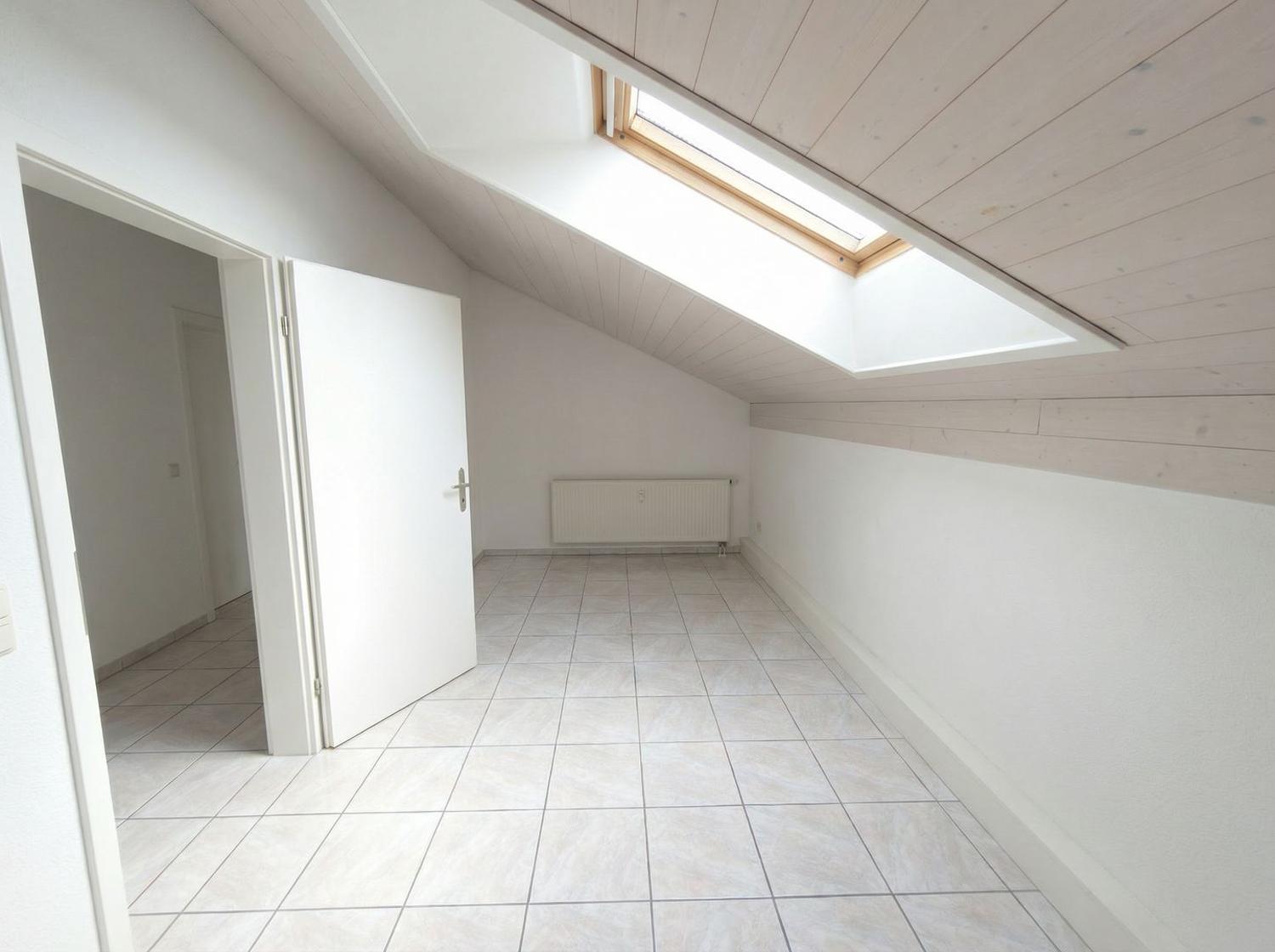 Casa unifamiliare di 7.5 locali con giardino privato e 2 posteggi