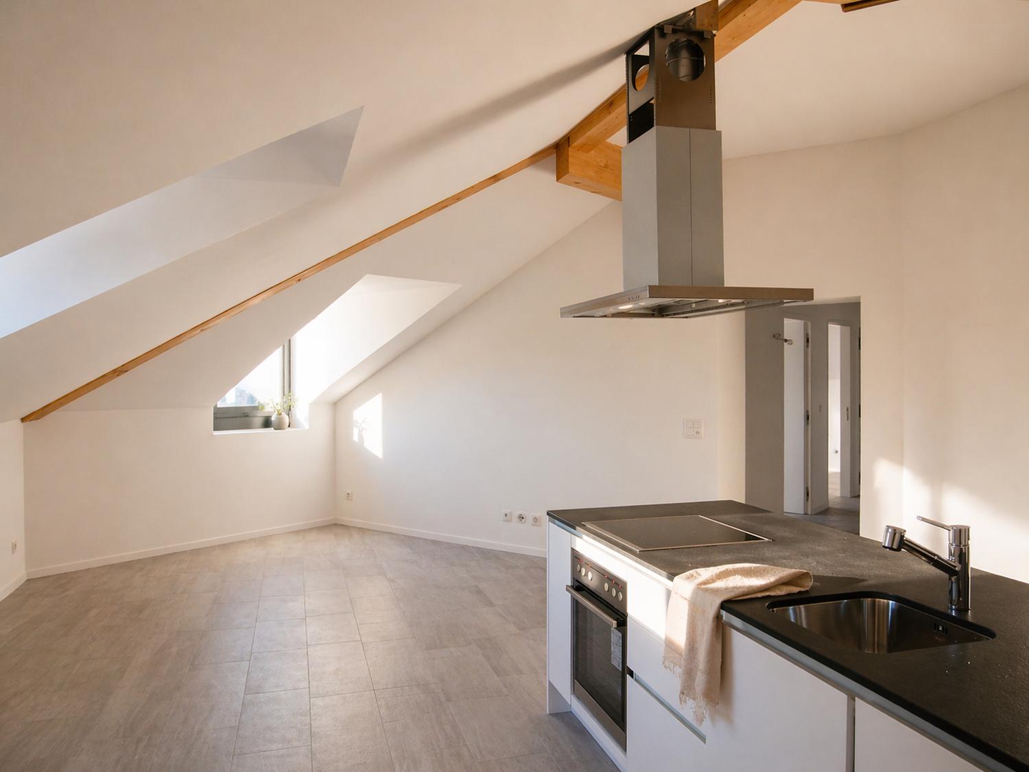 ATTICO MANSARDATO 3.5 LOCALI CON COMFORT MODERNI |BELLINZONA