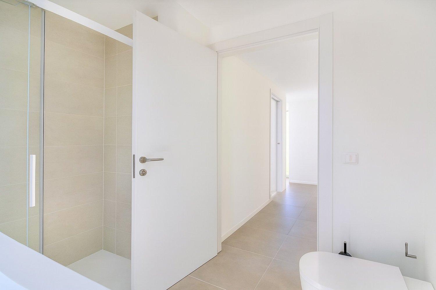 MONTEGGIO 2.5 con giardino | Pigione 1’600 | spese 150 | posteggio 100