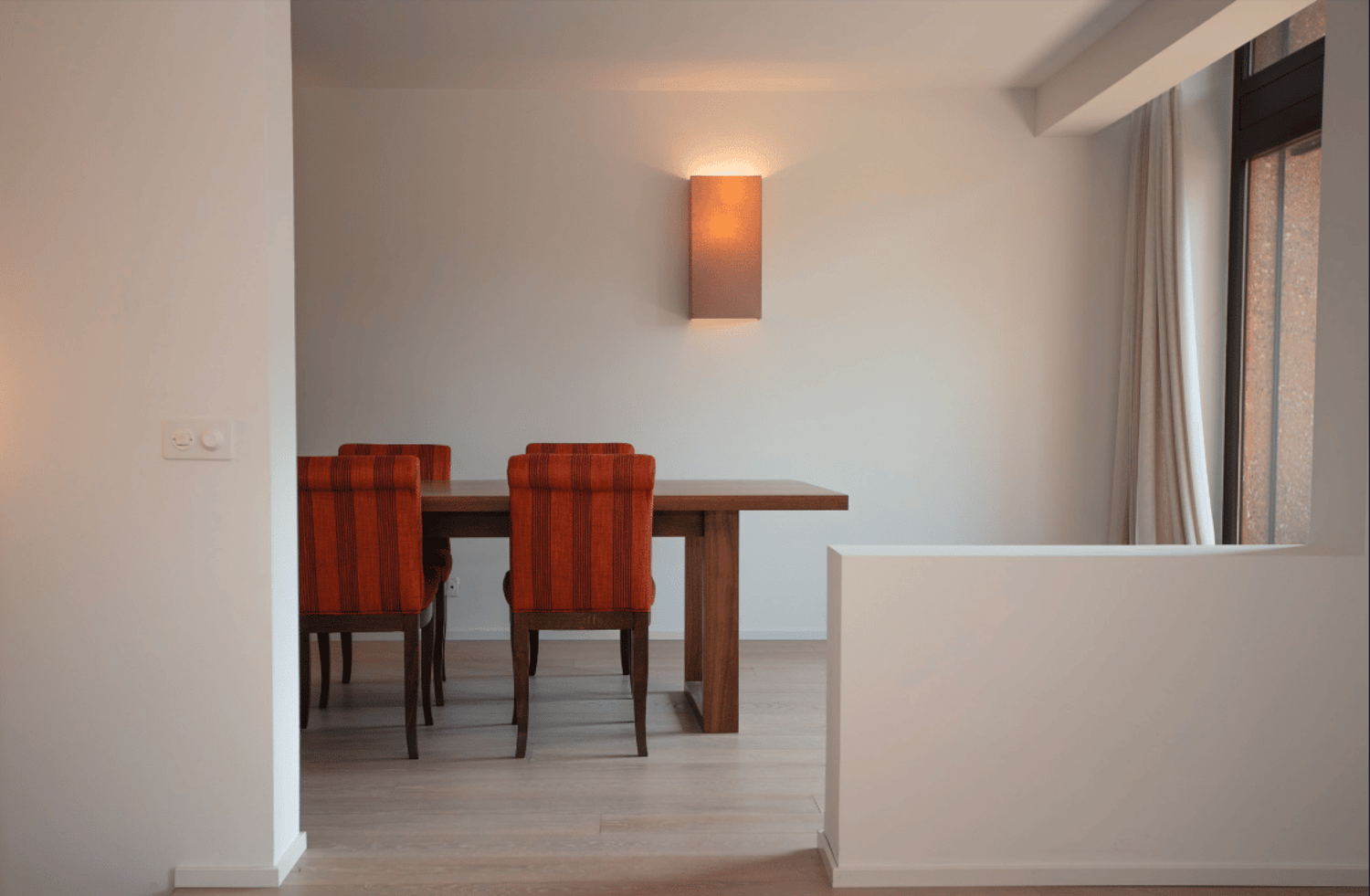 Elegante duplex di 5.5 locali con giardino a Lugano