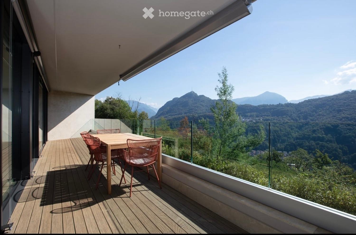 Private access, Garden & Pool Apartment