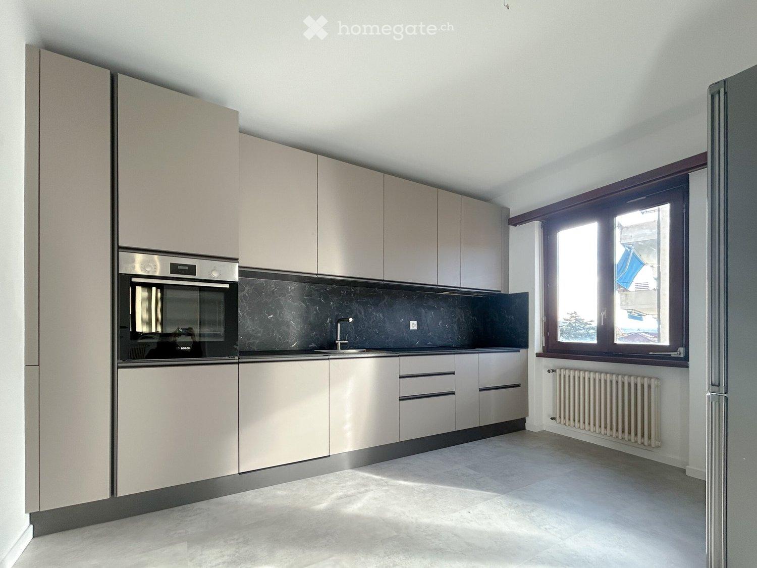 Appartamento arredato di 3.5 locali con balcone e vista a Mendrisio
