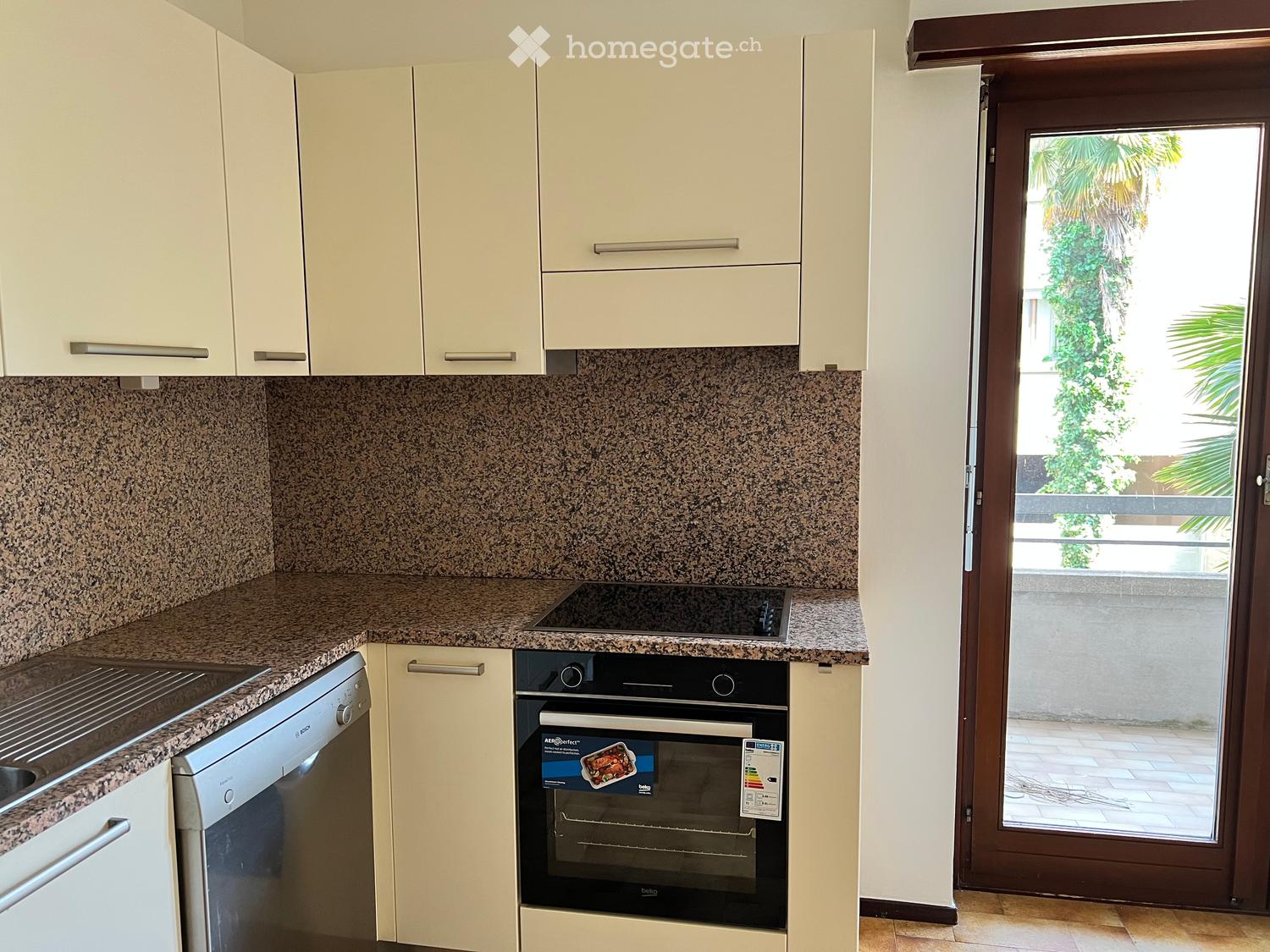 Accogliente appartamento di 2 locali con balcone a Mendrisio per Studenti