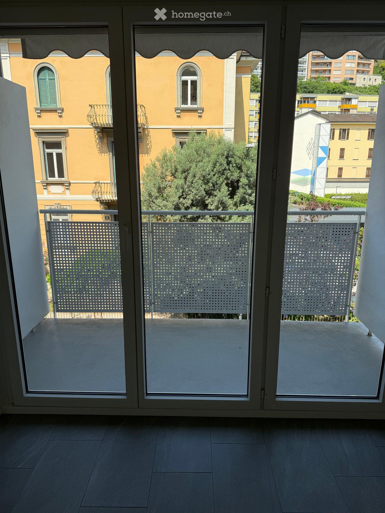 appartamento di 2.5 locali con balcone a Lugano