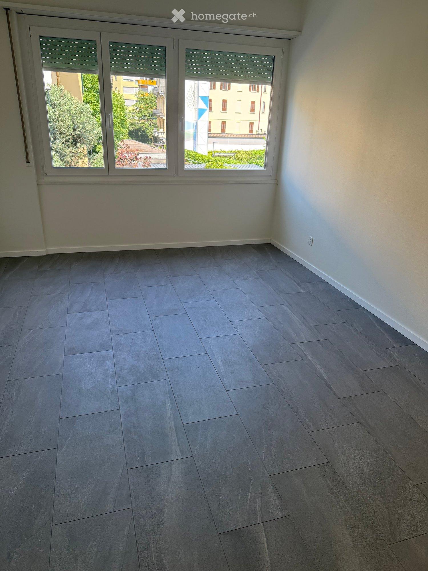 appartamento di 2.5 locali con balcone a Lugano