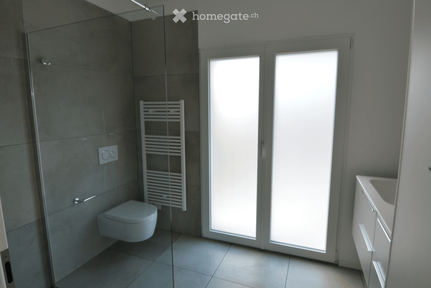 Moderno appartamento di 3,5 Locali su 3 piani con terrazzo – 1’420 CHF/ mese + spese