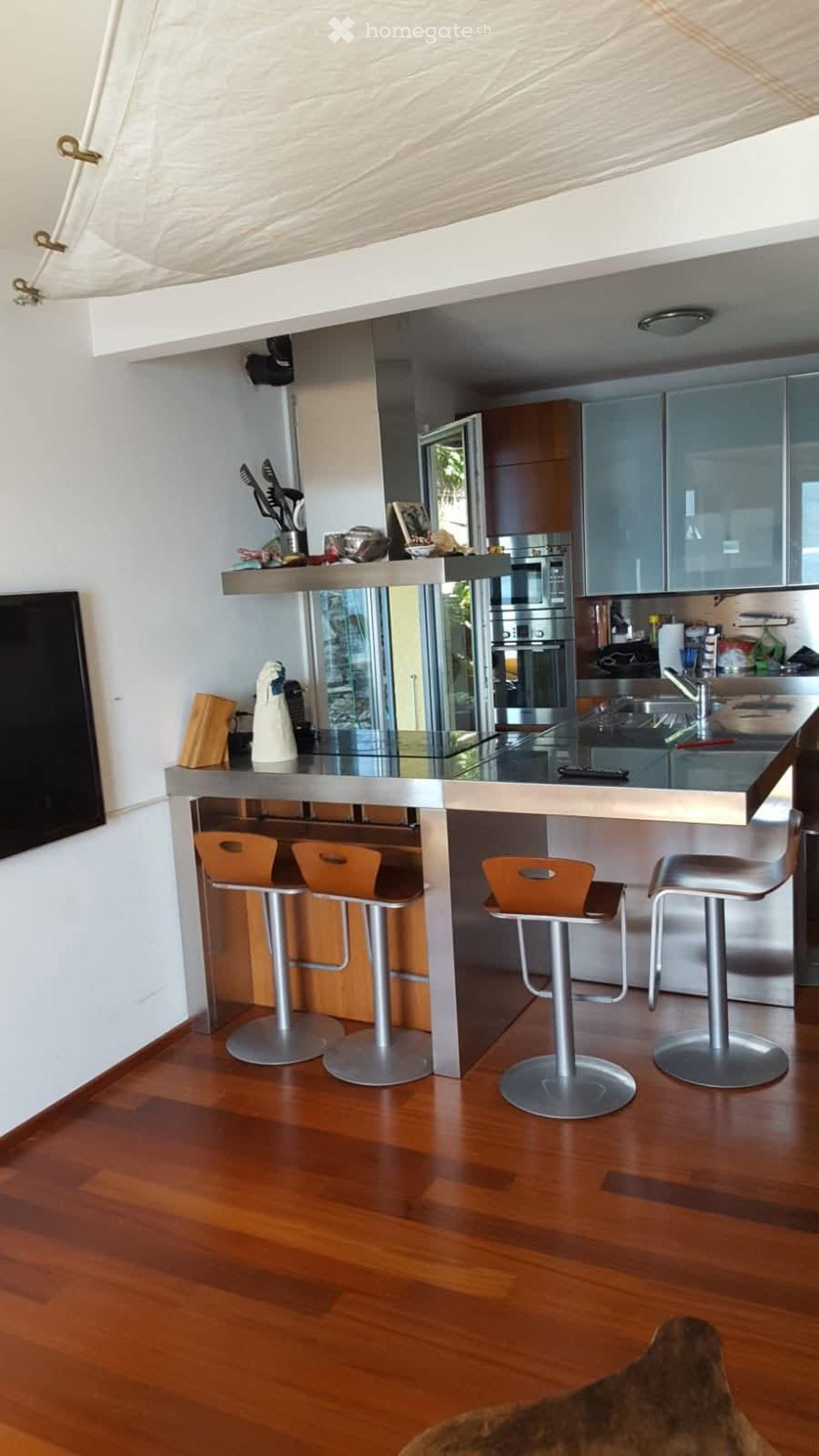 Splendido duplex di 4 locali con vista lago a Porto Ronco