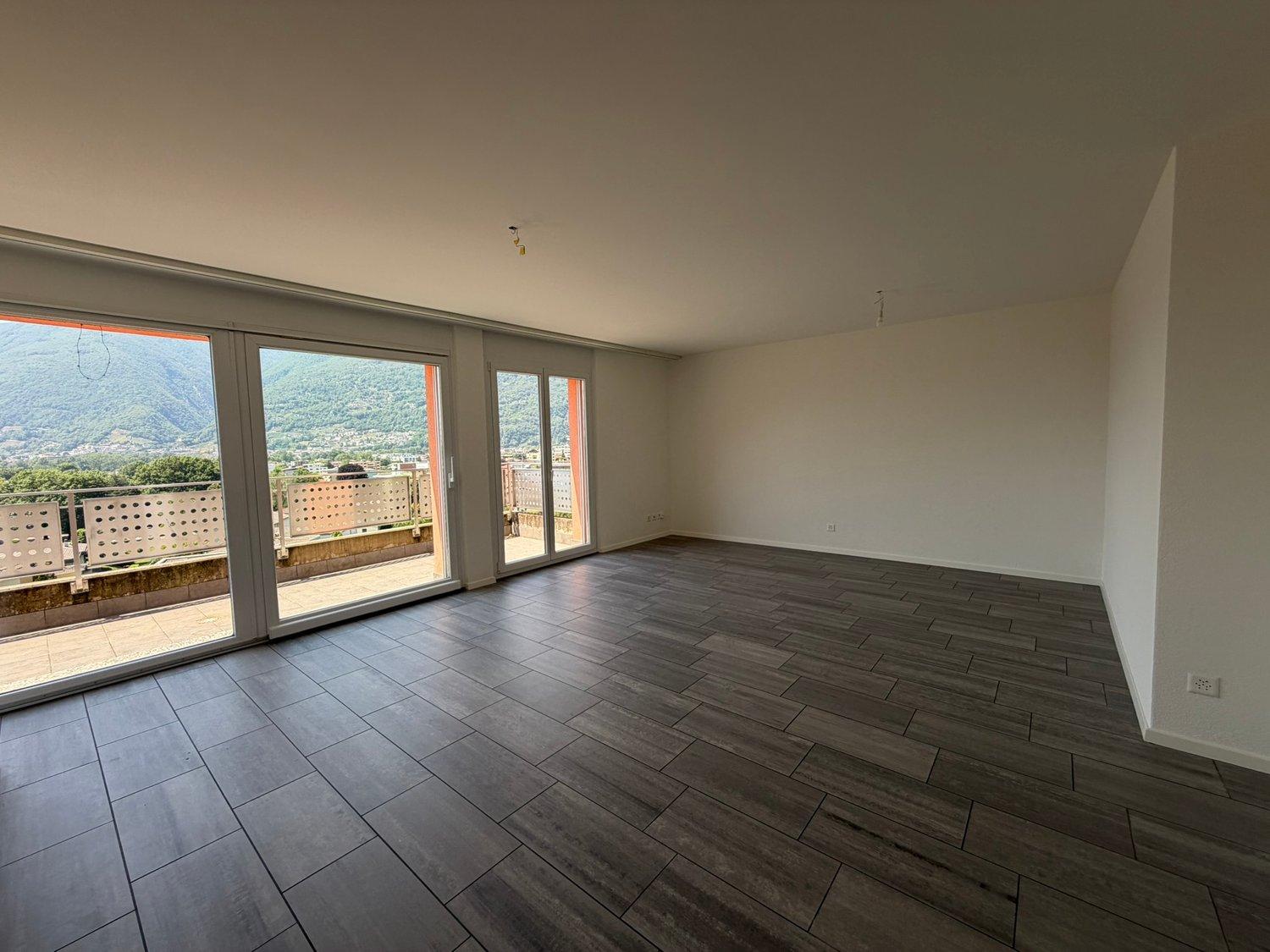 Luminoso appartamento di 4.5 locali con balcone a Bellinzona