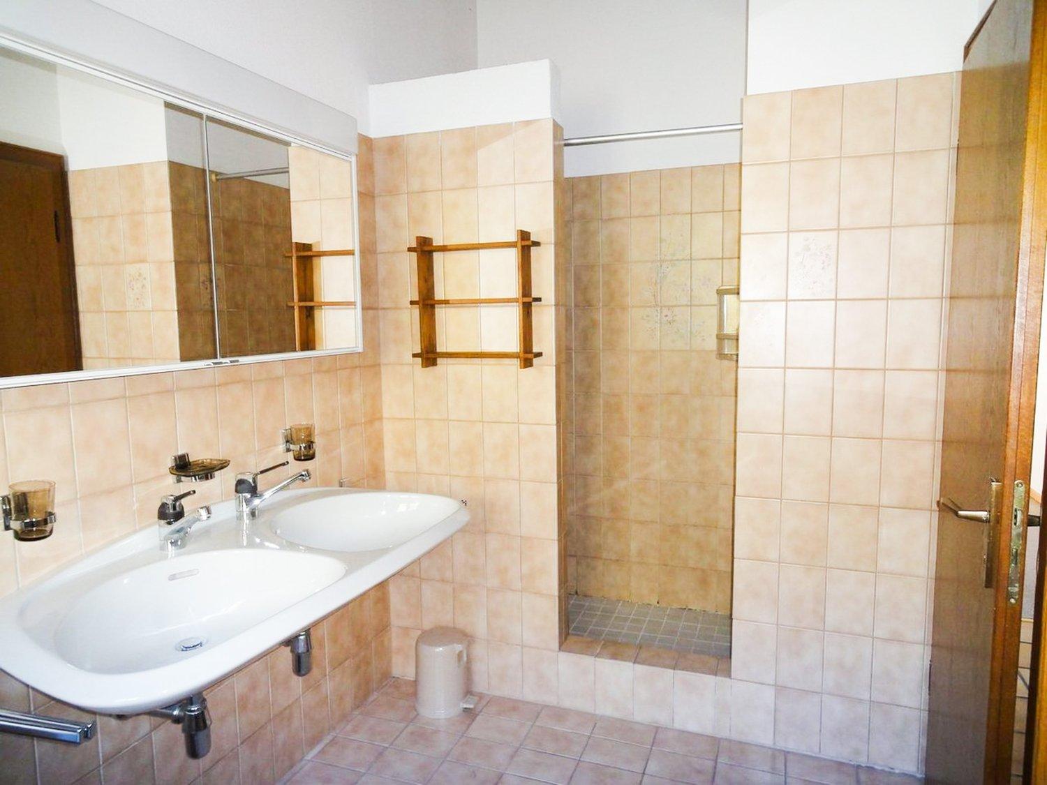 Locarno Monti – 4.5-Zimmer-Reihenhaus mit Seesicht und Privatgarten (ref. 1357-8)