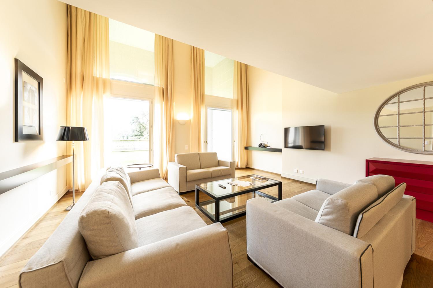 Resort Collina d’Oro 207 – 207S | TI