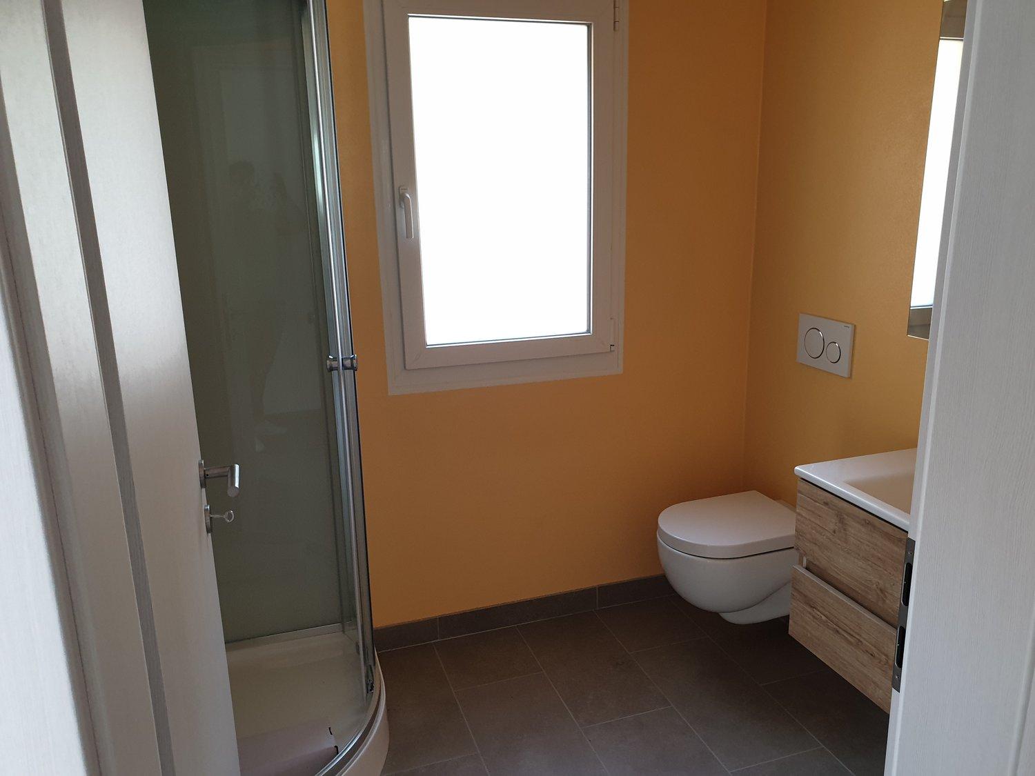 Moderno appartamento 4.5 locali a Semione con vista panoramica