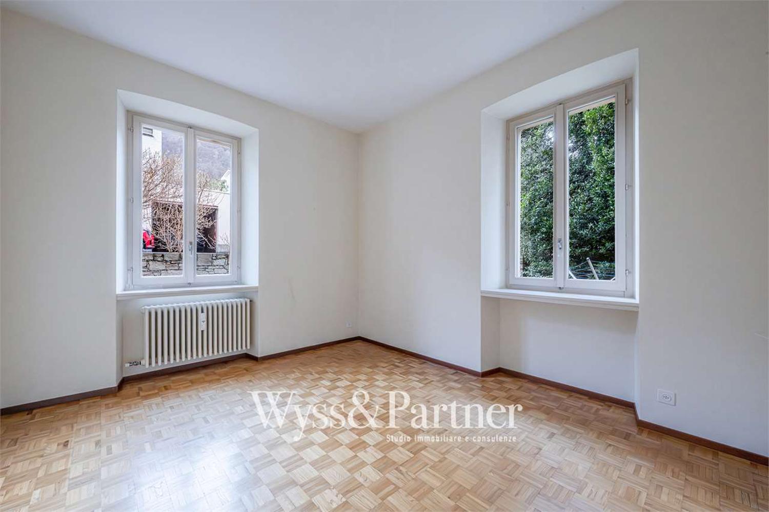 Affascinante appartamento di 3.5 locali con accesso giardino – Ravecch