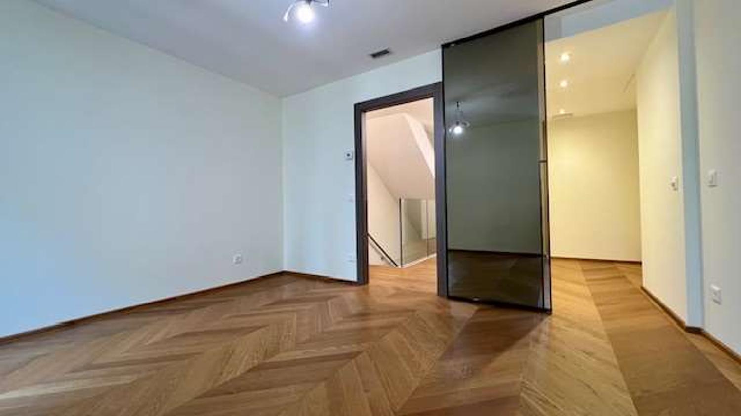 Esclusivo Duplex di Lusso in Affitto nel Cuore di Via Nassa – Lugano