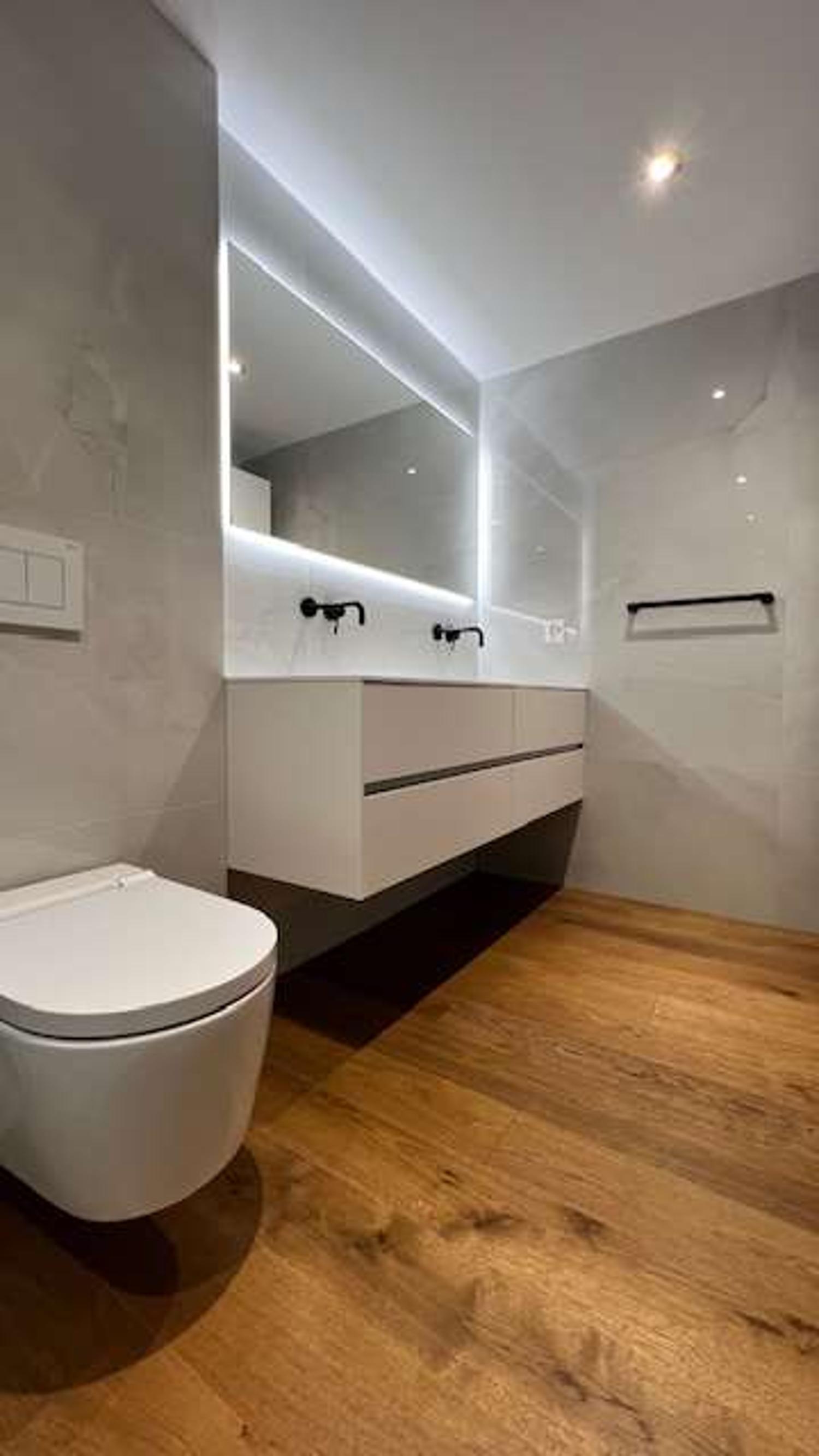 Esclusivo Duplex di Lusso in Affitto nel Cuore di Via Nassa – Lugano