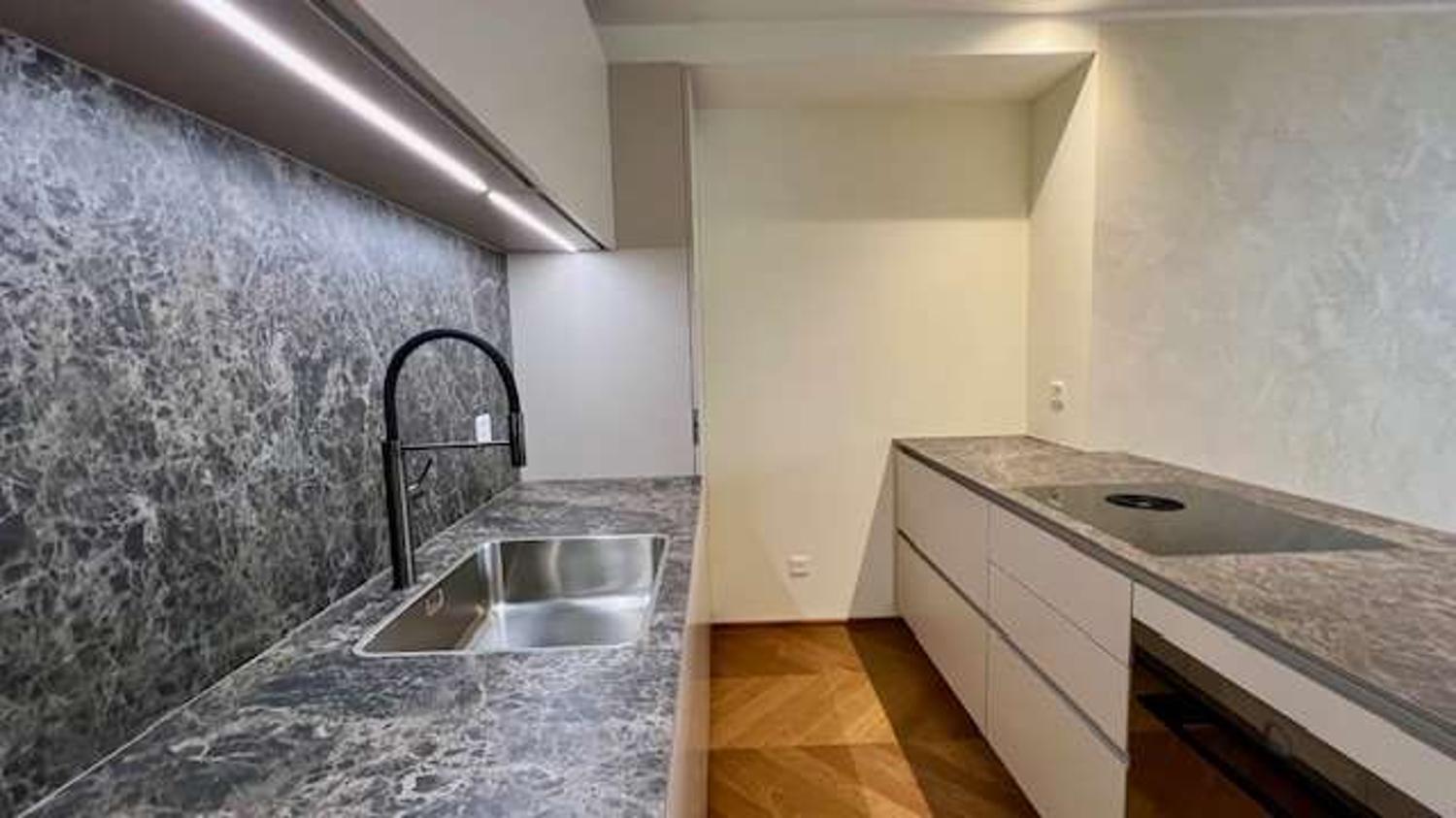 Esclusivo Duplex di Lusso in Affitto nel Cuore di Via Nassa – Lugano