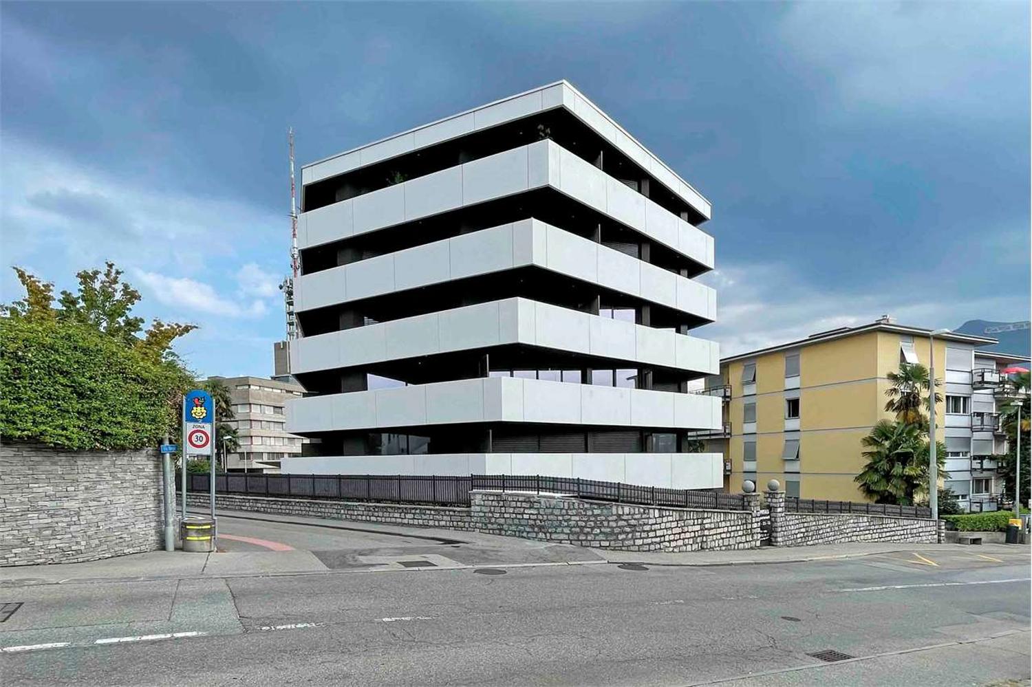 Lugano Breganzona: 2.5 locali arredato con ampia terrazza