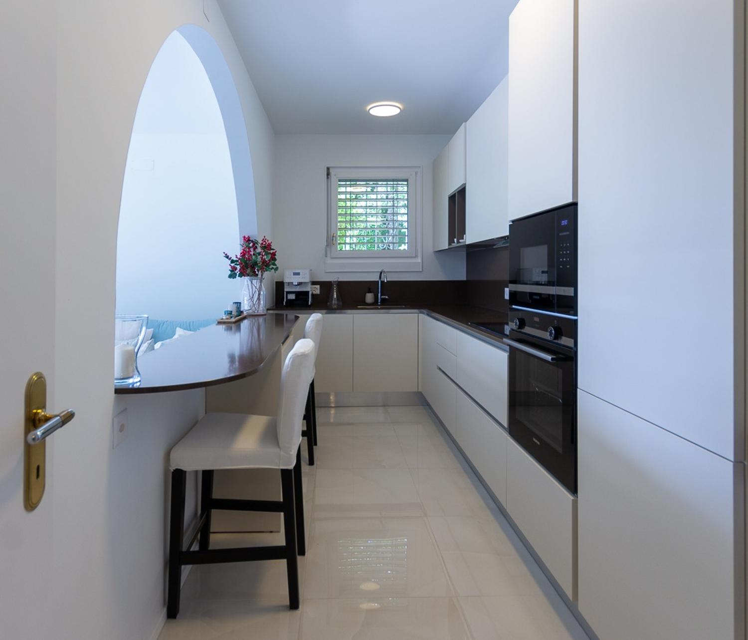 SPLENDIDO 3.5 LOCALI CON GIARDINO PRIVATO E VISTA LAGO