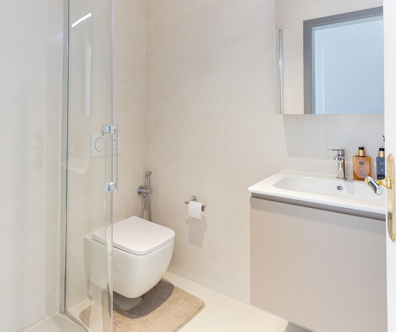 SPLENDIDO 3.5 LOCALI CON GIARDINO PRIVATO E VISTA LAGO