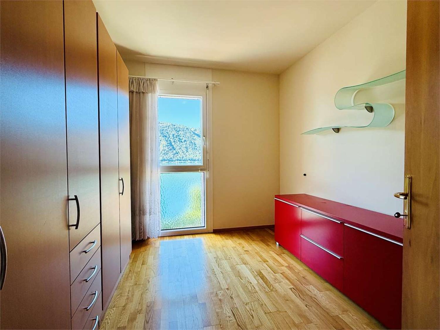 BISSONE - Appartement spacieux de 3,5 pi..., Via Campione 48, CHF 750000
